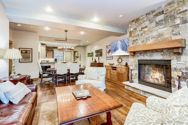 $2,795,000 | 142 Arrowhead Circle, Unit B201, Edwards, CO 81632