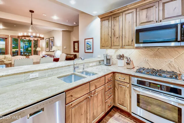 $2,795,000 | 142 Arrowhead Circle, Unit B201, Edwards, CO 81632