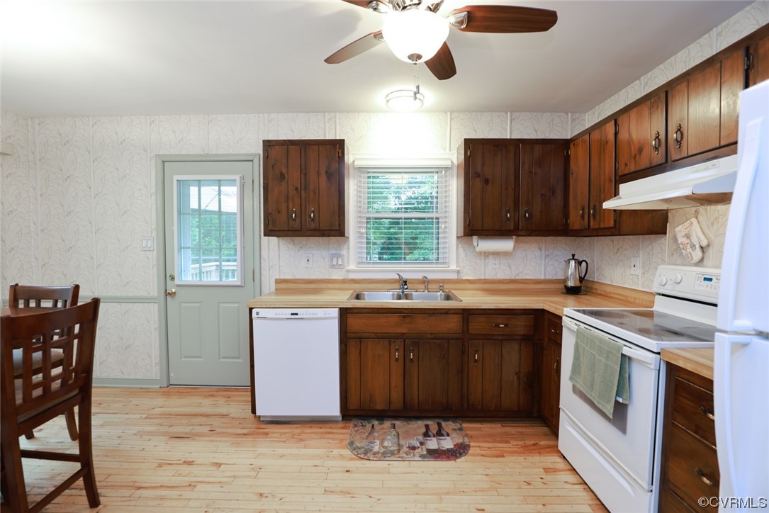 5036 Rollingway Road Chesterfield, VA 23832 - Photo 24 of 42 a kitchen with a sink cabinets and window