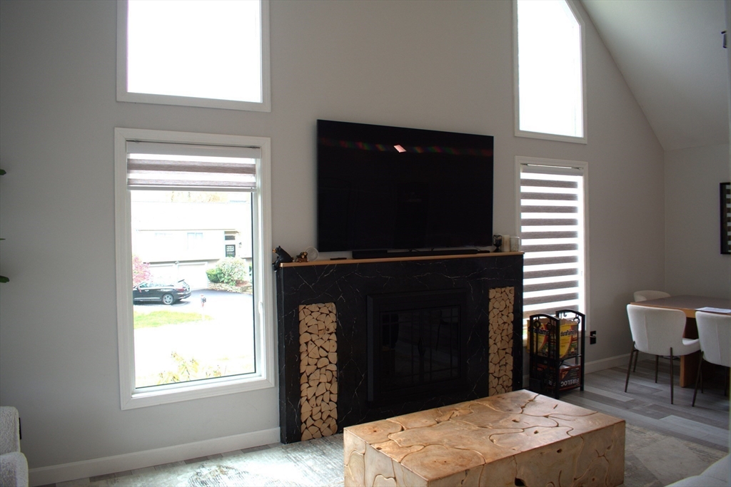 46 Carriage House Path Ashland, MA 01721 - Photo 5 of 31