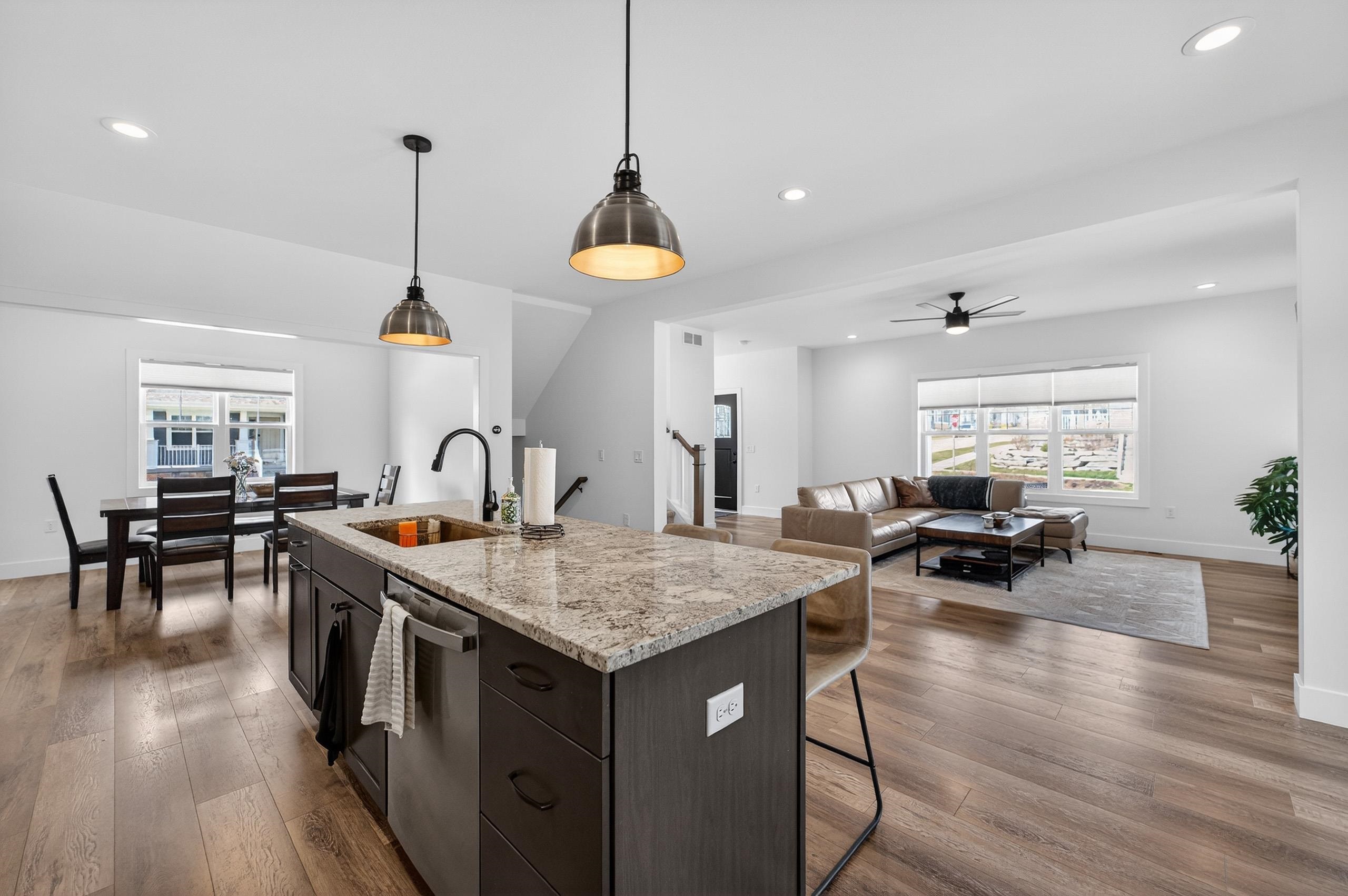 4889 Arugula Road Fitchburg, WI 53711 - Photo 10 of 44