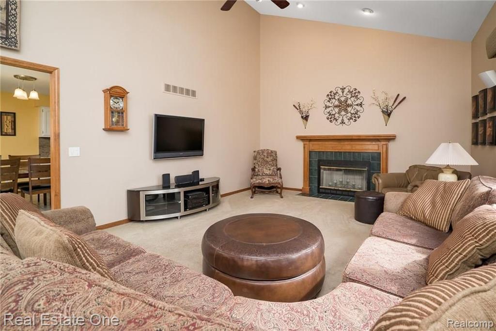 861 Norcross Drive Rochester Hills, MI 48307 - Photo 12 of 50