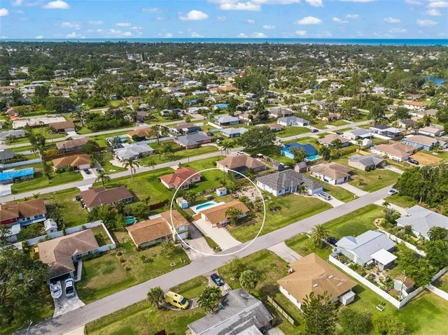 $2,500 | 219 Coral Road, Venice, FL 34293