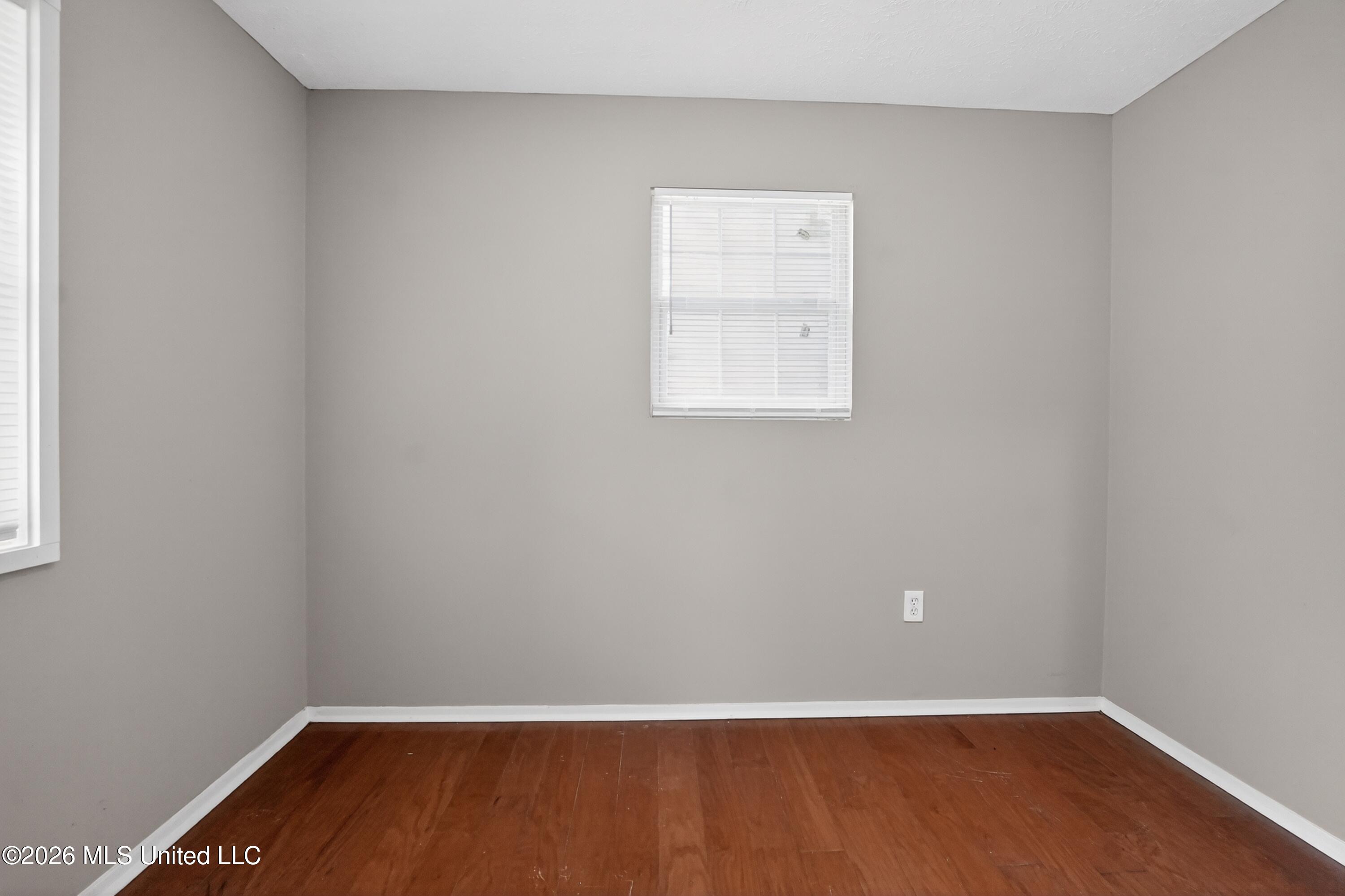 1220 Deeb Street Pearl, MS 39208 - Photo 11 of 32 11_1220_Deeb_St-Living_room-7342