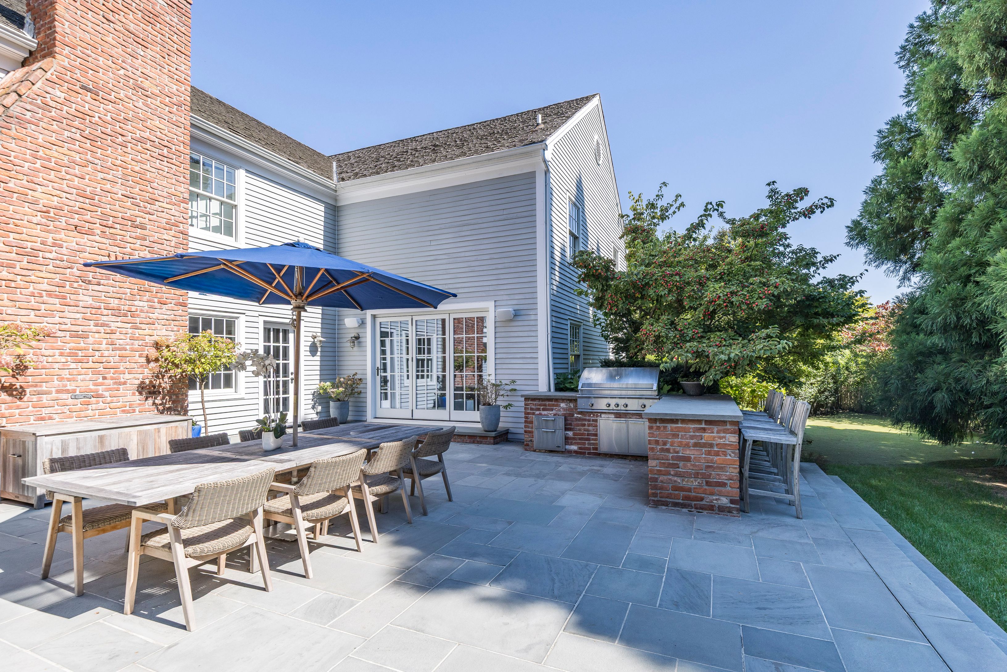 9 Aelfie's Way Bridgehampton, NY 11932 - Photo 3 of 23