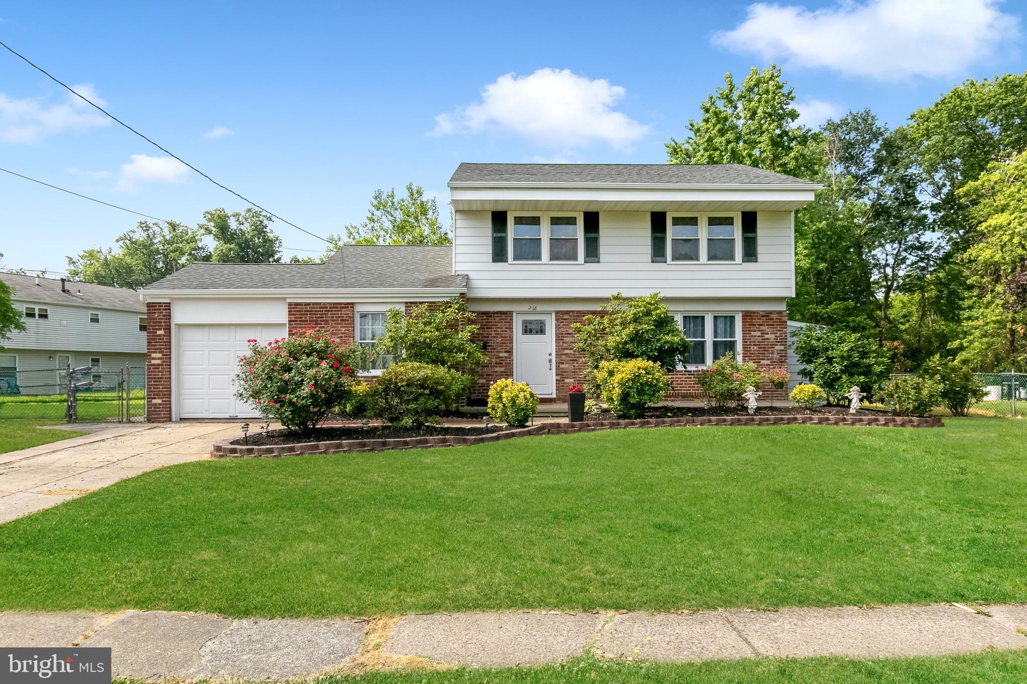 218 Green Ridge Road Voorhees, NJ 08043 - Photo 2 of 36