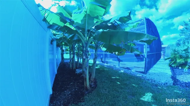 a view of a living room