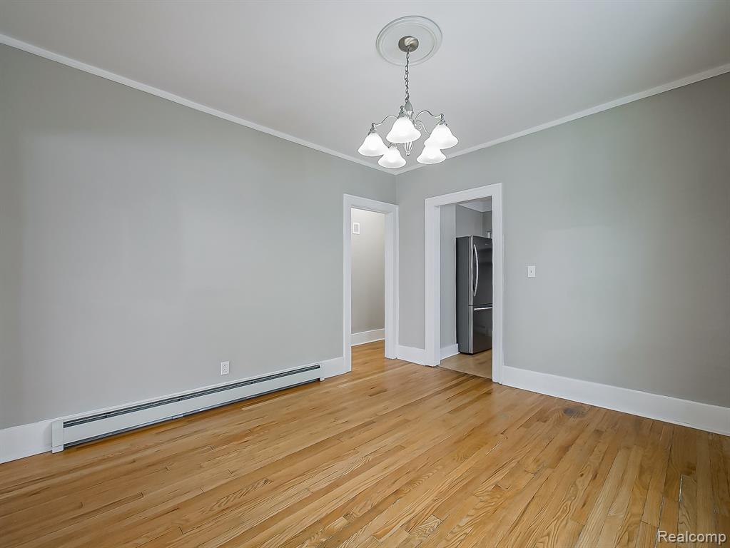 2825 Queen Street Dearborn, MI 48124 - Photo 7 of 27