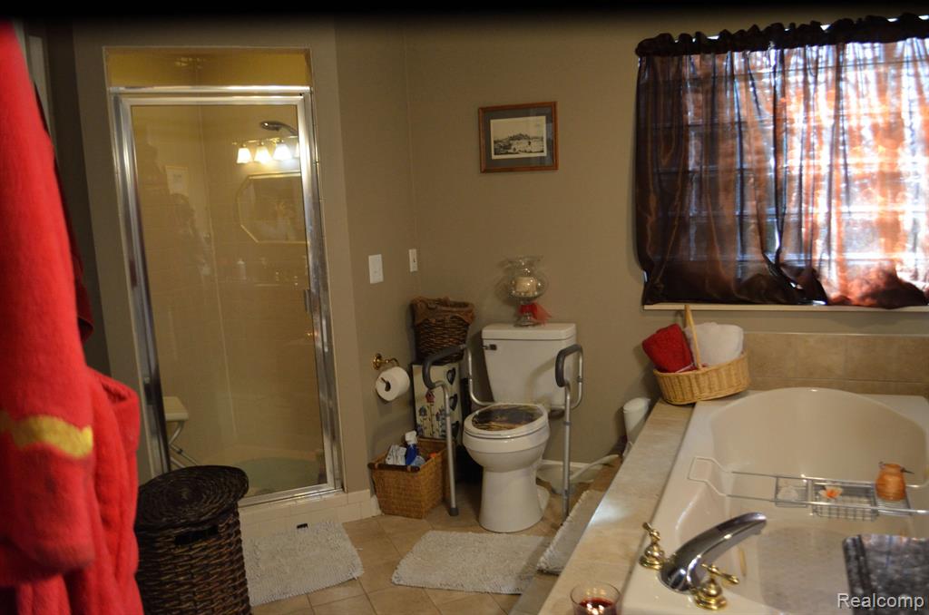 34348 Country Meadow Road Chesterfield, MI 48047 - Photo 11 of 20