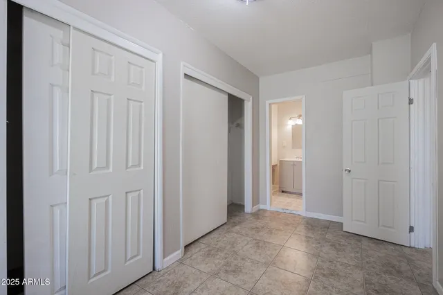 $1,095 | 864 East Chandler Boulevard, Unit 9, Chandler, AZ 85225