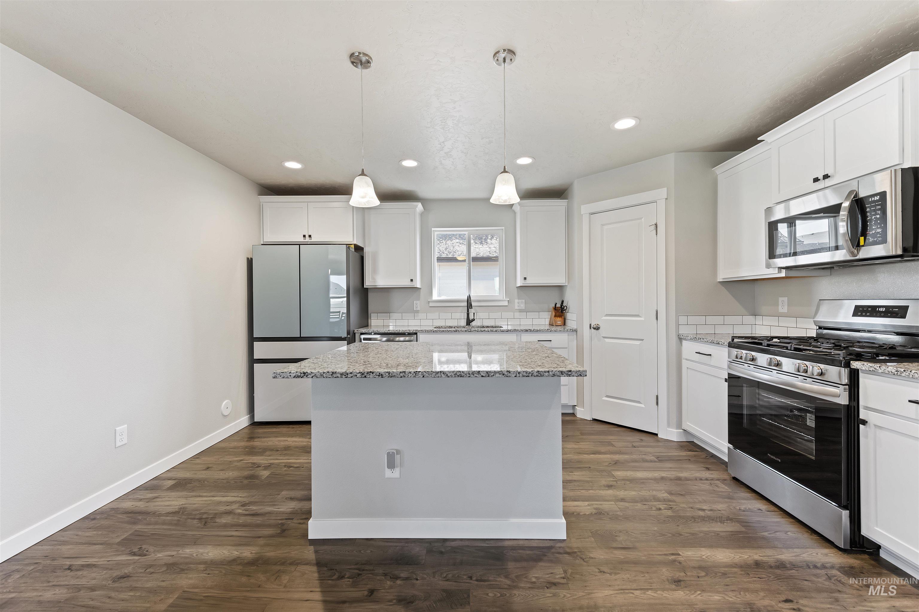 12452 Shadow River Street Caldwell, ID 83607 - Photo 5 of 15