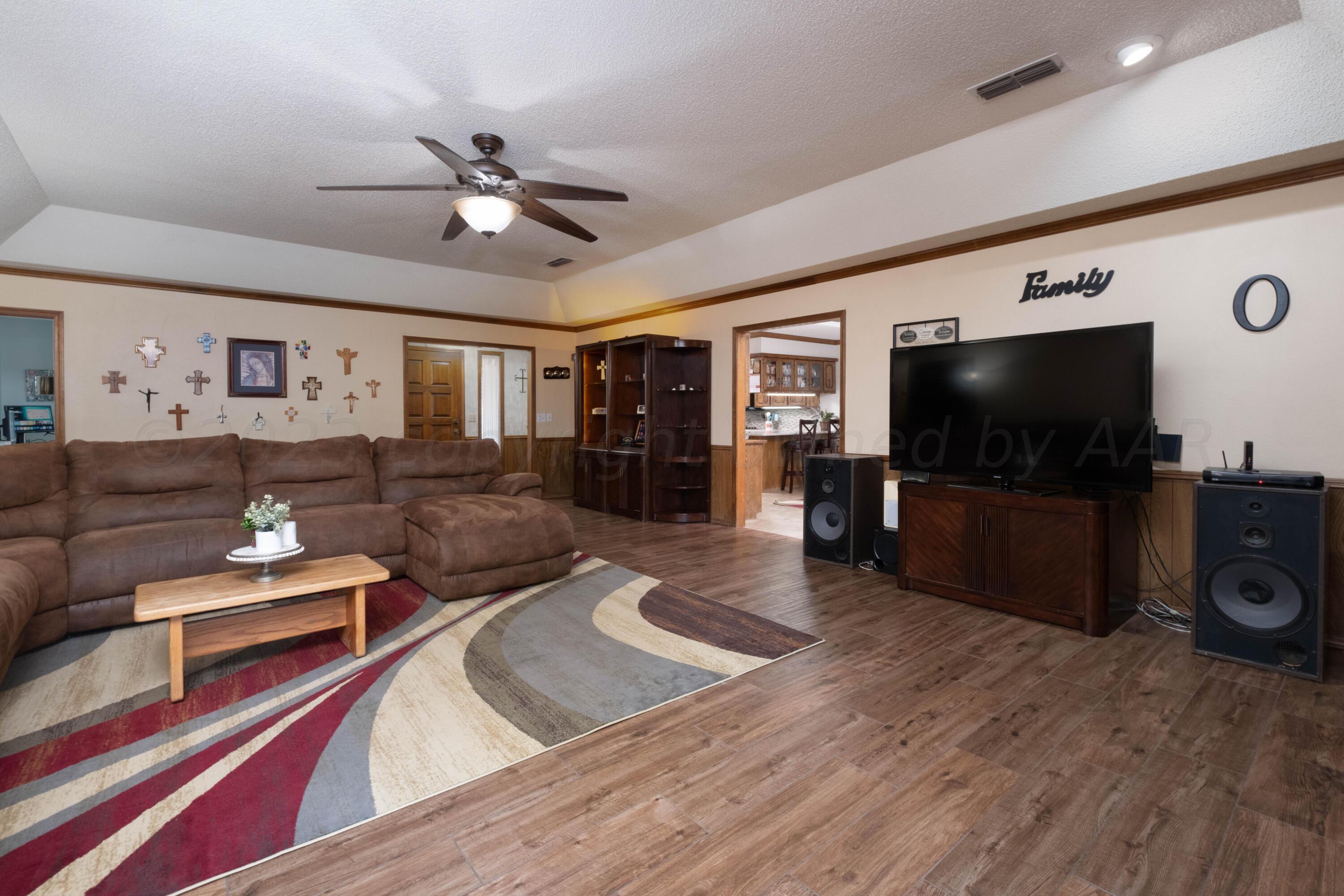 6501 Falcon Road Amarillo, TX 79109 - Photo 11 of 35 DSCF5041-Edit