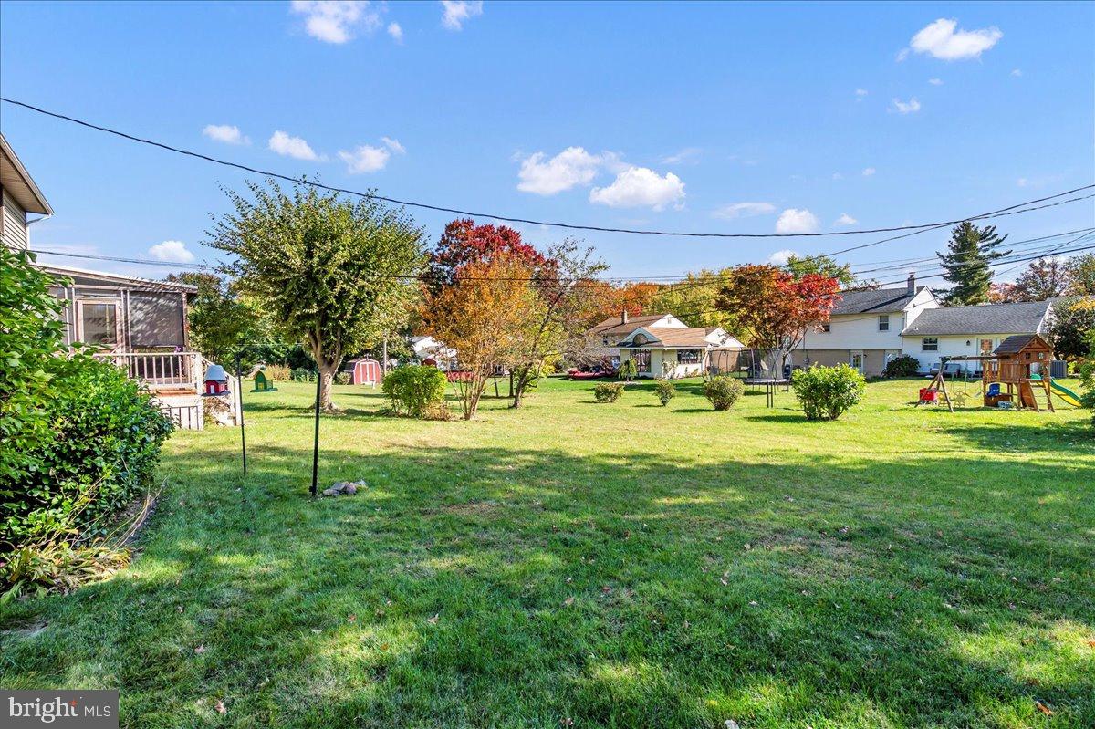 2010 Kynwyd Road Wilmington, DE 19810 - Photo 30 of 33 a view of a house with a backyard