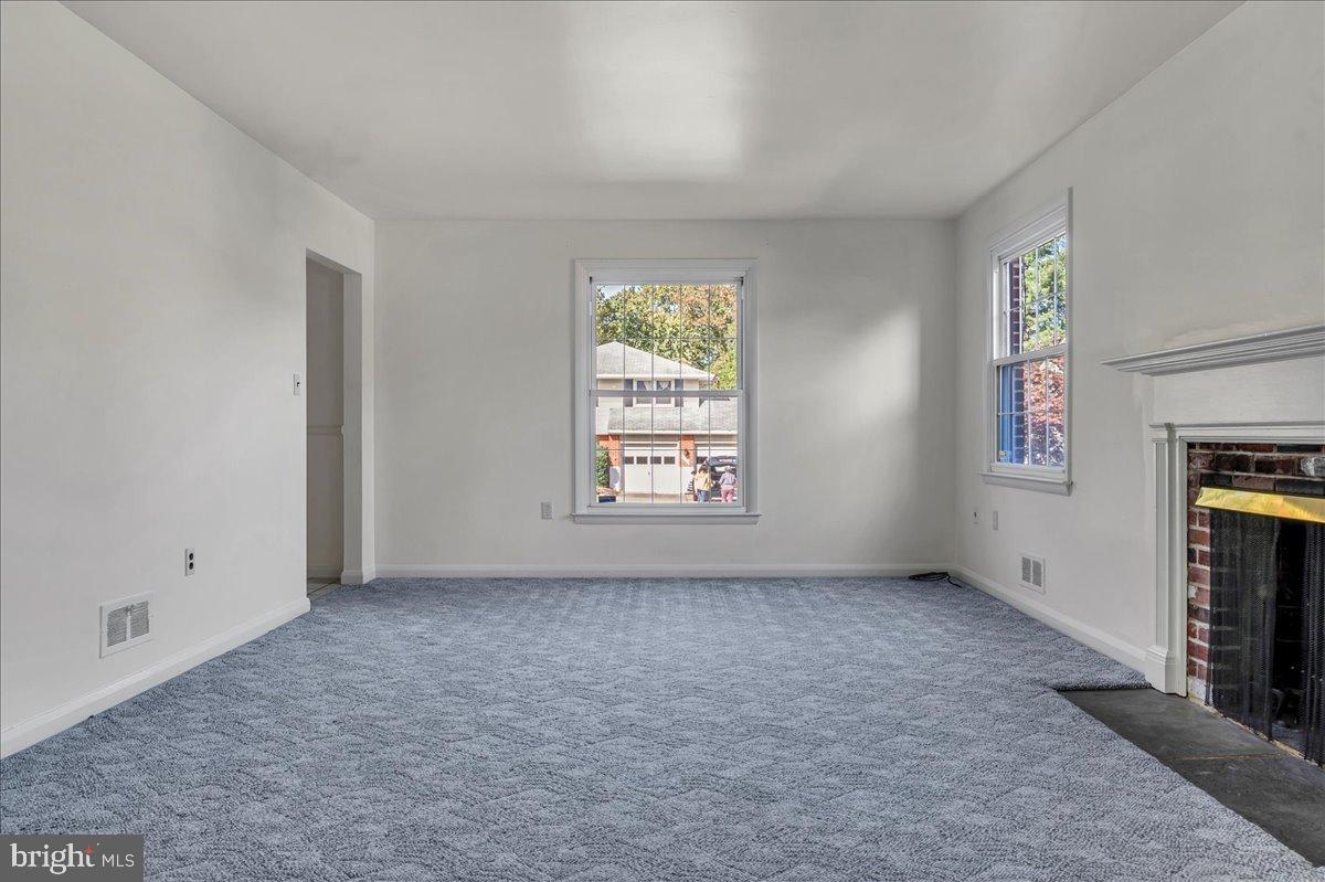 2010 Kynwyd Road Wilmington, DE 19810 - Photo 7 of 33 a view of an empty room with a window