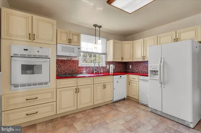 $455,000 | 2010 Kynwyd Road, Wilmington, DE 19810