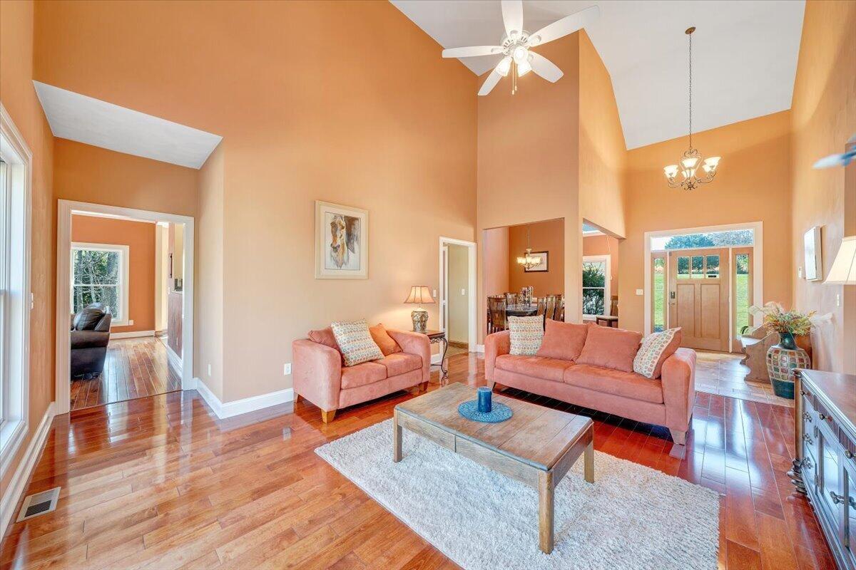 85 Cedar Bay Road Union Hall, VA 24176 - Photo 17 of 134 Great Room