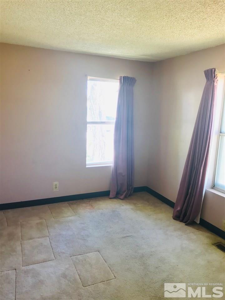 280 Medgar Avenue Reno, NV 89506 - Photo 8 of 11 Photo 8