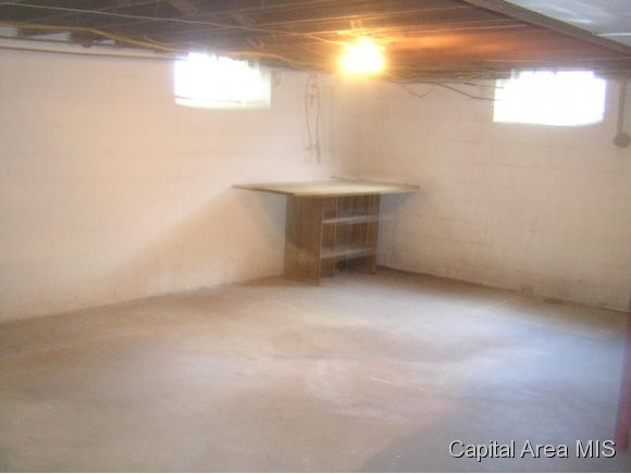 27397 Deep Rock Station Road Palmyra, IL 62674 - Photo 14 of 15 Gallery Image 14