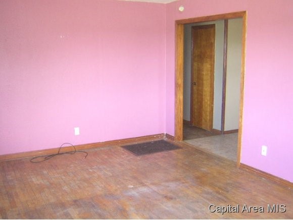27397 Deep Rock Station Road Palmyra, IL 62674 - Photo 9 of 15 Gallery Image 9