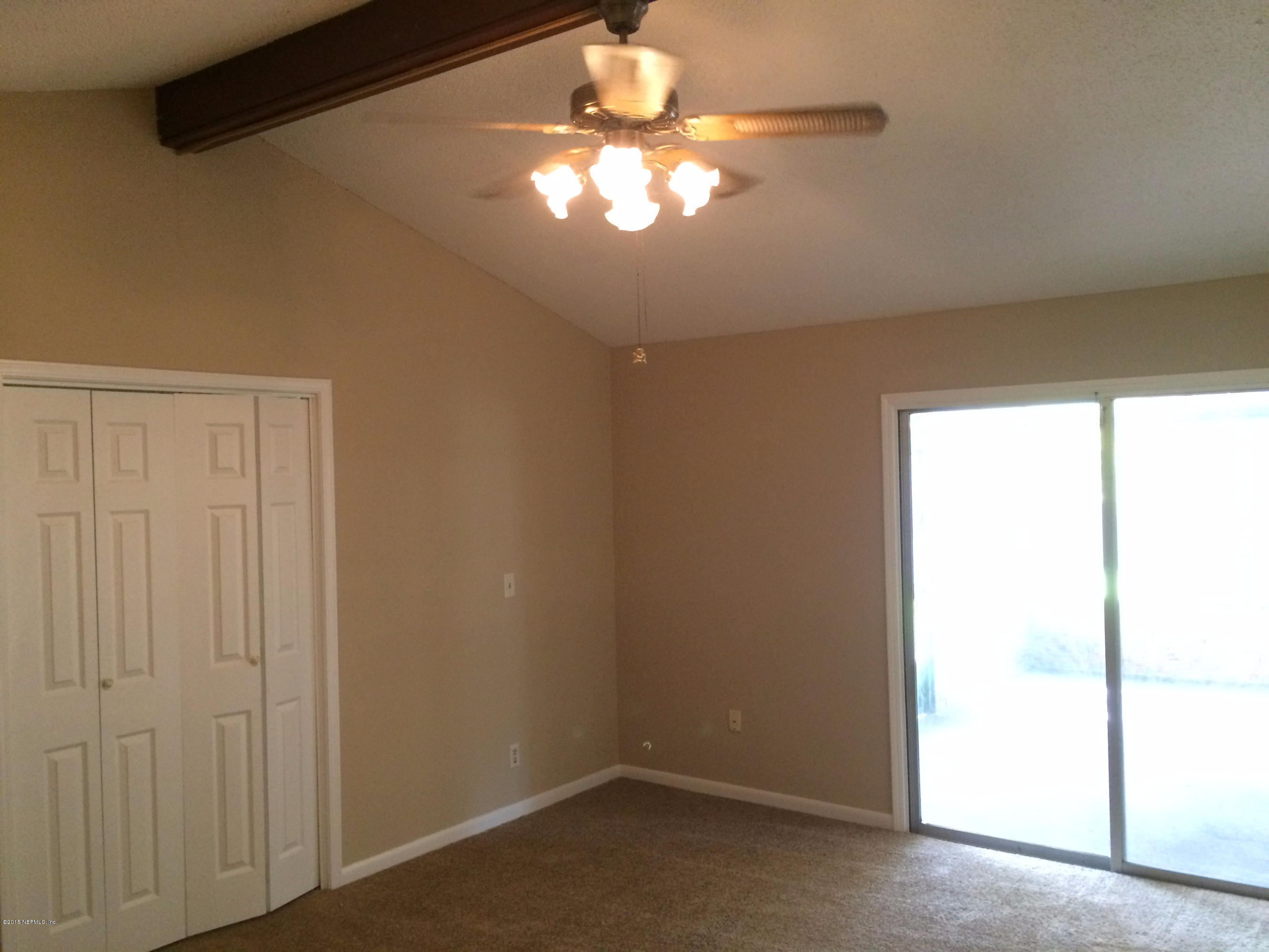 5471 Weaver Road Orange Park, FL 32073 - Photo 19 of 22 a view of a decorative light in a room