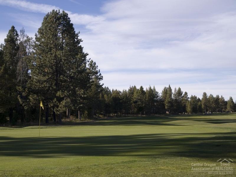 57100 Evergreen Loop Sunriver, OR 97707 - Photo 22 of 24 Additional Photo