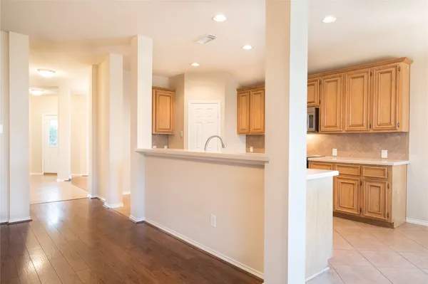 $2,650 | 416 Laddingford Lane, League City, TX 77573