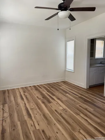 $800 | 1930 West Hermosa Drive, San Antonio, TX 78201