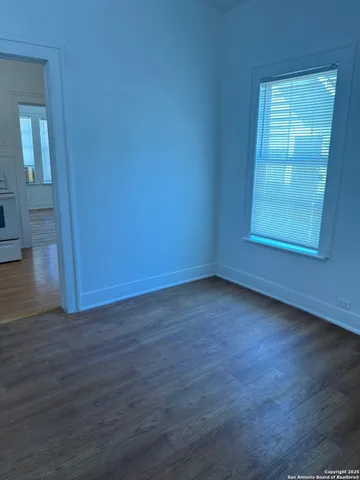 $800 | 1930 West Hermosa Drive, San Antonio, TX 78201