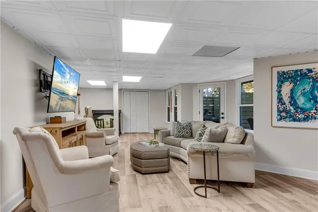 $800,000 | 10005 Lakeview Parkway, Villa Rica, GA 30180