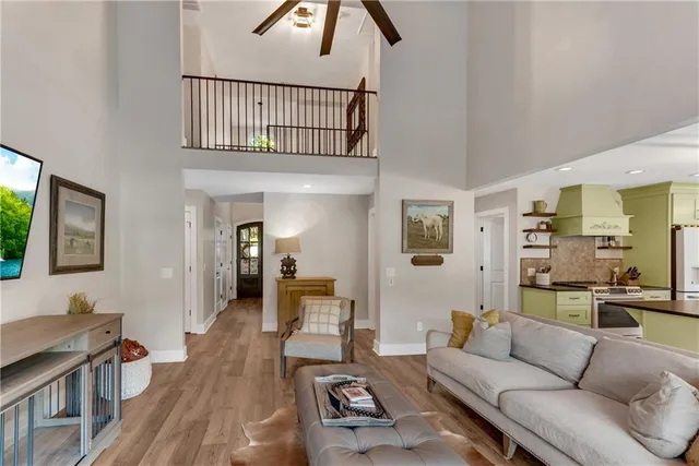 $800,000 | 10005 Lakeview Parkway, Villa Rica, GA 30180