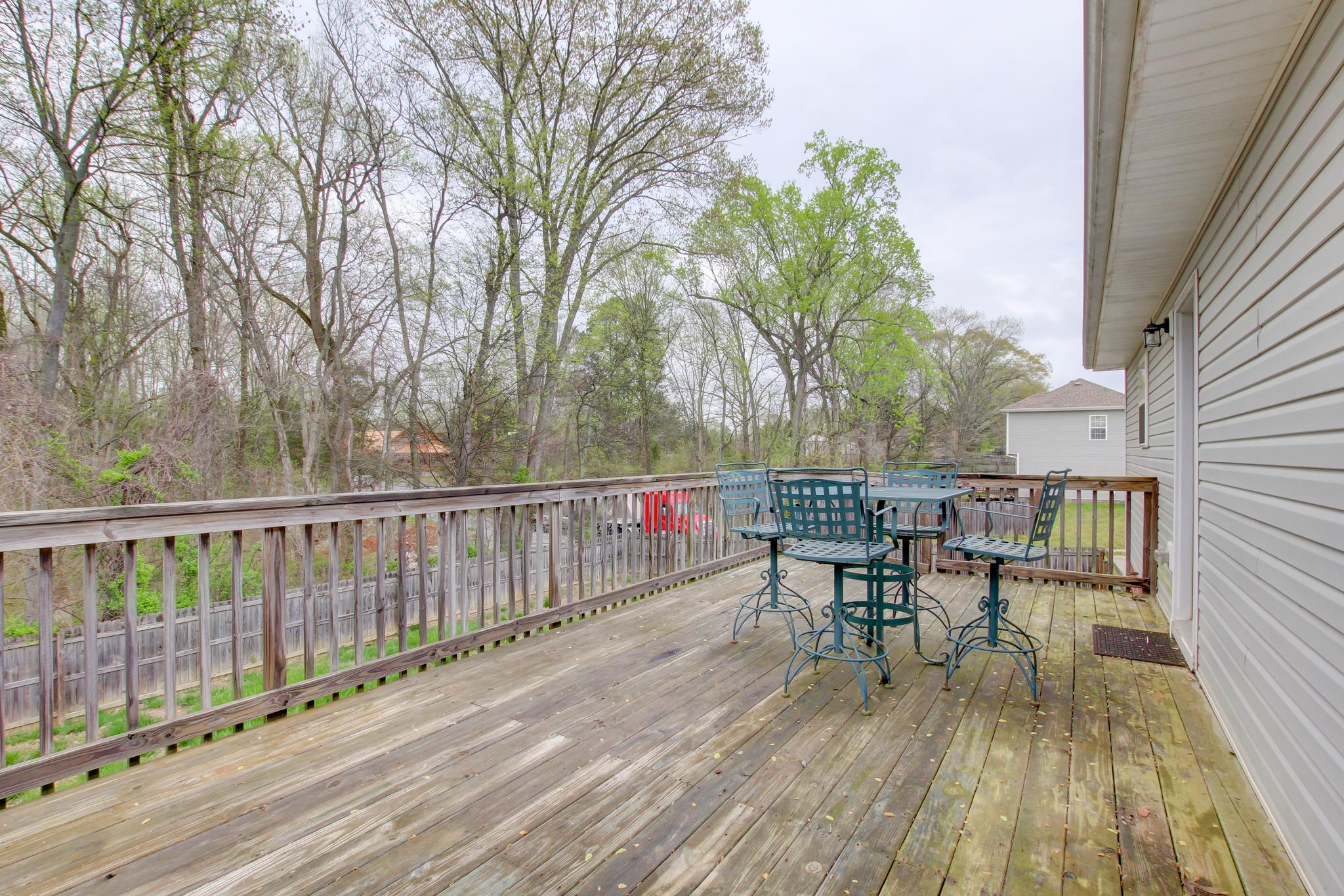 1968 Patton Road Clarksville, TN 37042 - Photo 19 of 20 Gallery Image 19