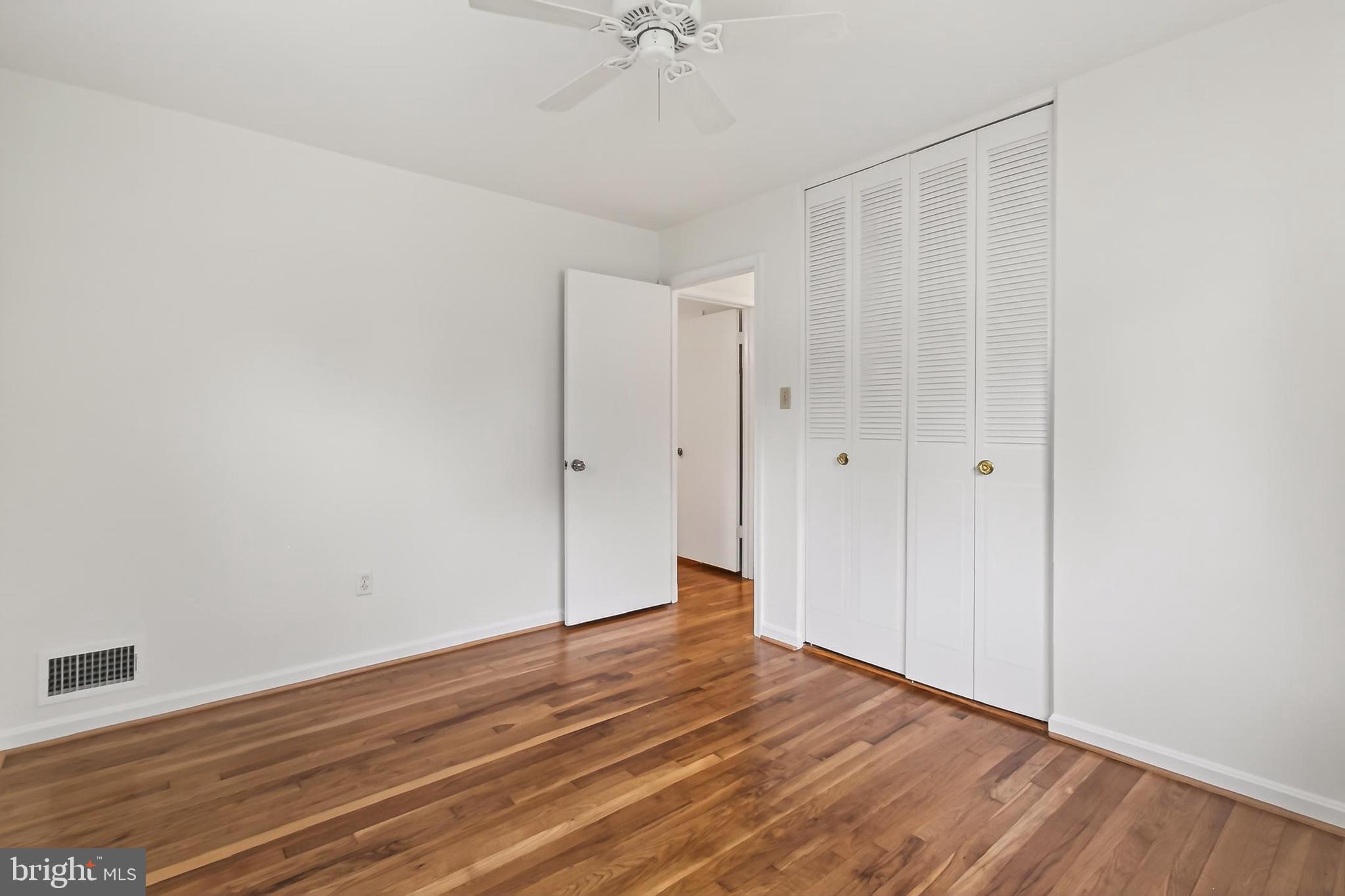 5502 Kempton Drive Springfield, VA 22151 - Photo 25 of 49 Upper Bedroom #3