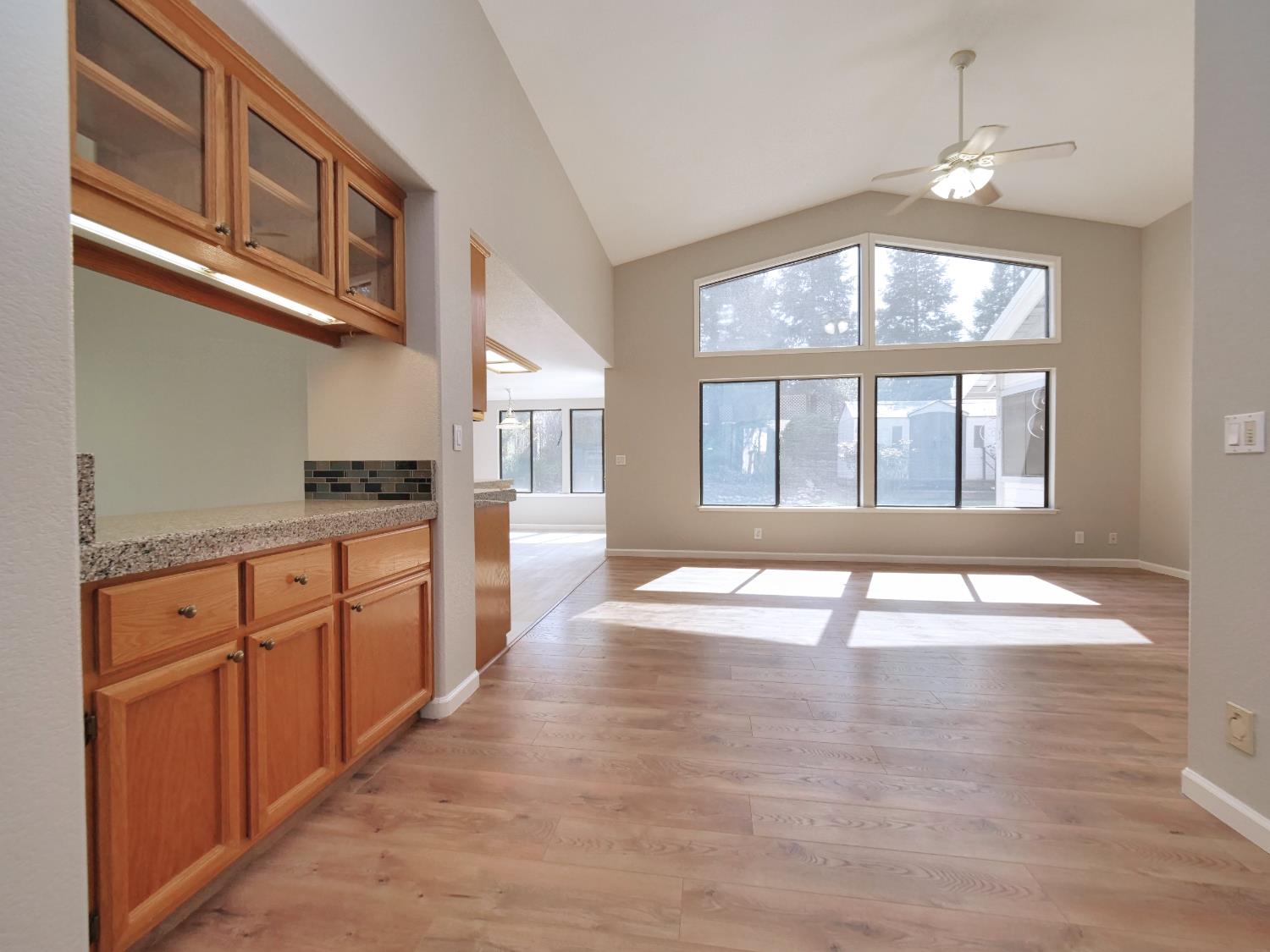 11864 South Carson Way Gold River, CA 95670 - Photo 20 of 69