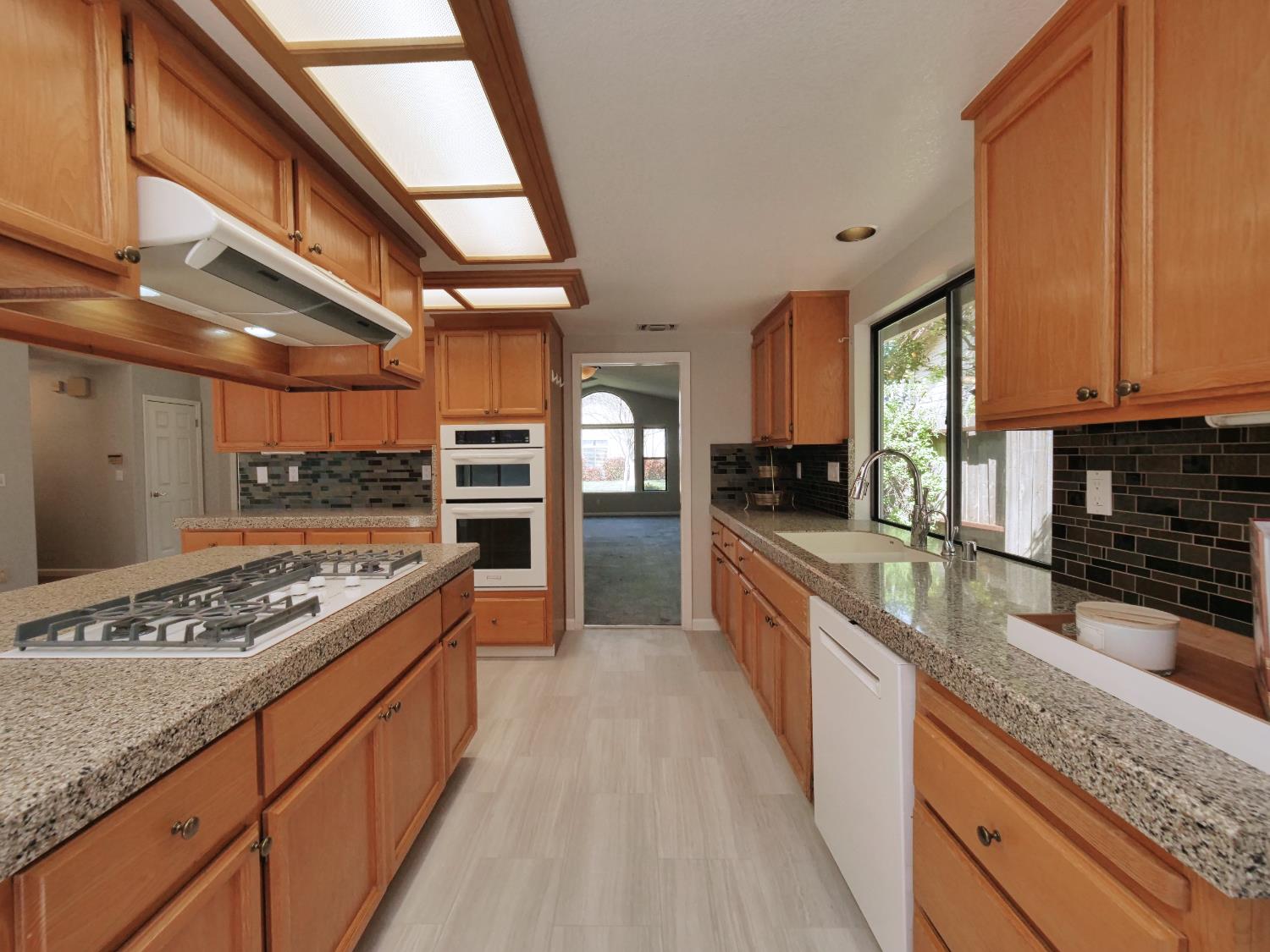 11864 South Carson Way Gold River, CA 95670 - Photo 26 of 69