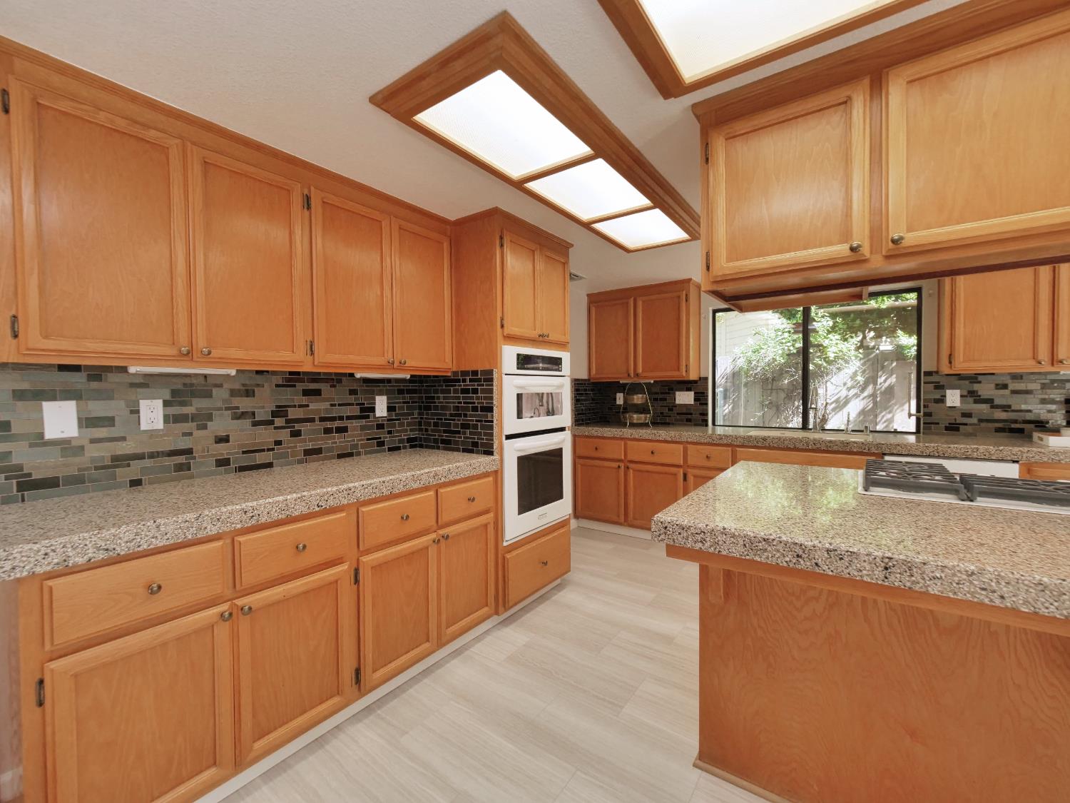 11864 South Carson Way Gold River, CA 95670 - Photo 27 of 69