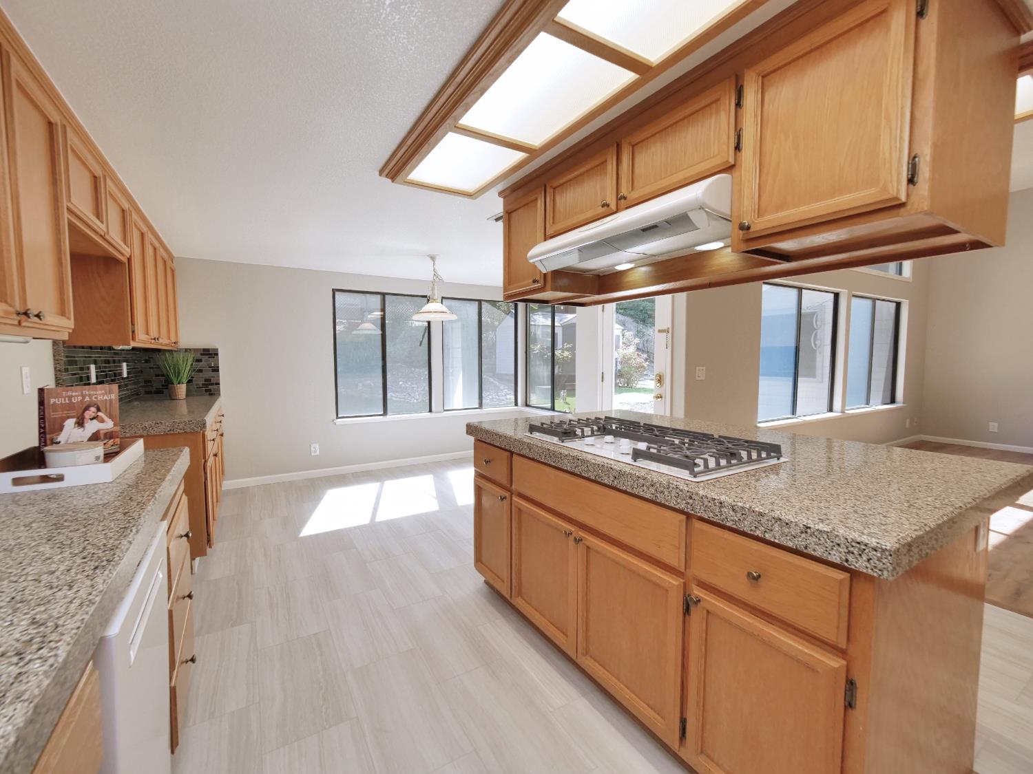 11864 South Carson Way Gold River, CA 95670 - Photo 28 of 69