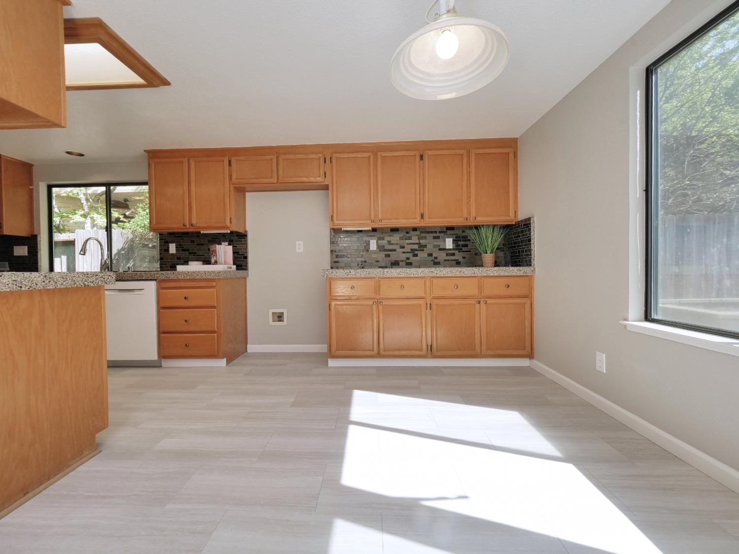 11864 South Carson Way Gold River, CA 95670 - Photo 32 of 69