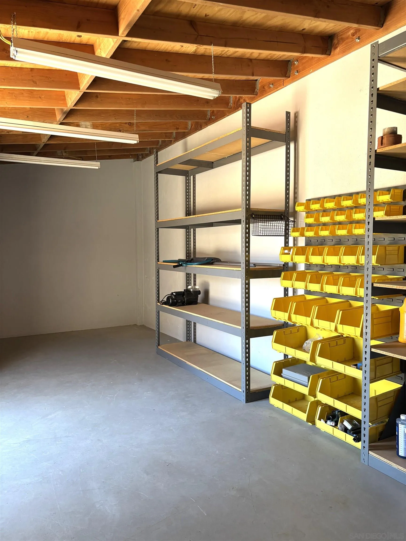 672 Chateau Place Escondido, CA 92029 - Photo 31 of 38