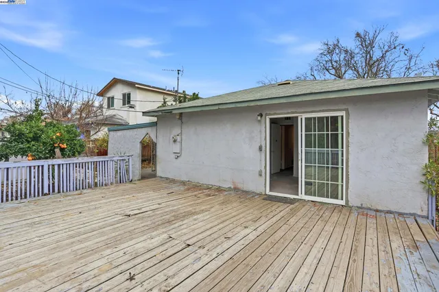 $1,135,000 | 300 North Park Victoria Drive, Milpitas, CA 95035