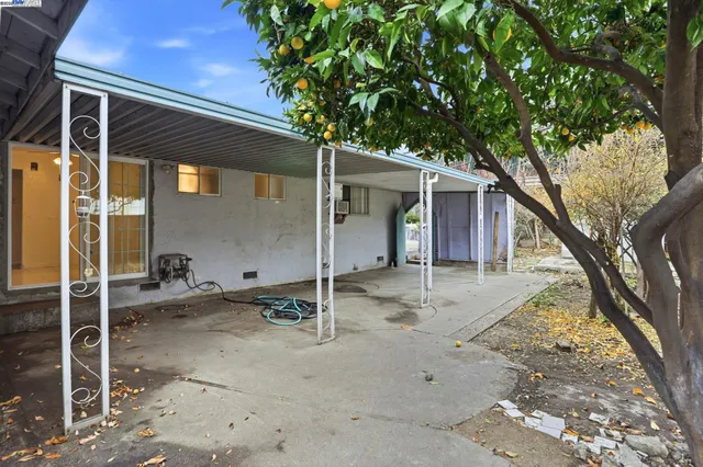 $1,135,000 | 300 North Park Victoria Drive, Milpitas, CA 95035