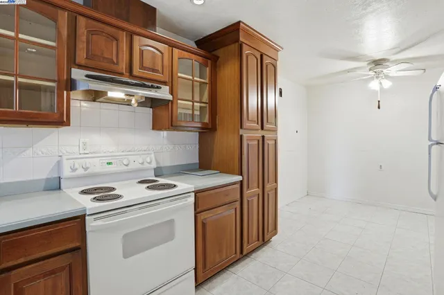 $1,135,000 | 300 North Park Victoria Drive, Milpitas, CA 95035