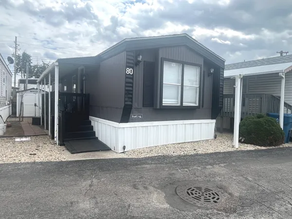 $28,000 | 9001 South Cicero Avenue, Unit 80, Oak Lawn, IL 60453