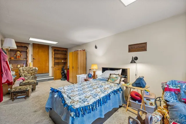 $230,000 | 8408 Maplewood Drive, Royalton, NY 14067