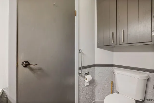 $230,000 | 8408 Maplewood Drive, Royalton, NY 14067