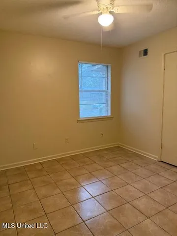 $1,300 | 2645 Hillcrest Drive, Horn Lake, MS 38637