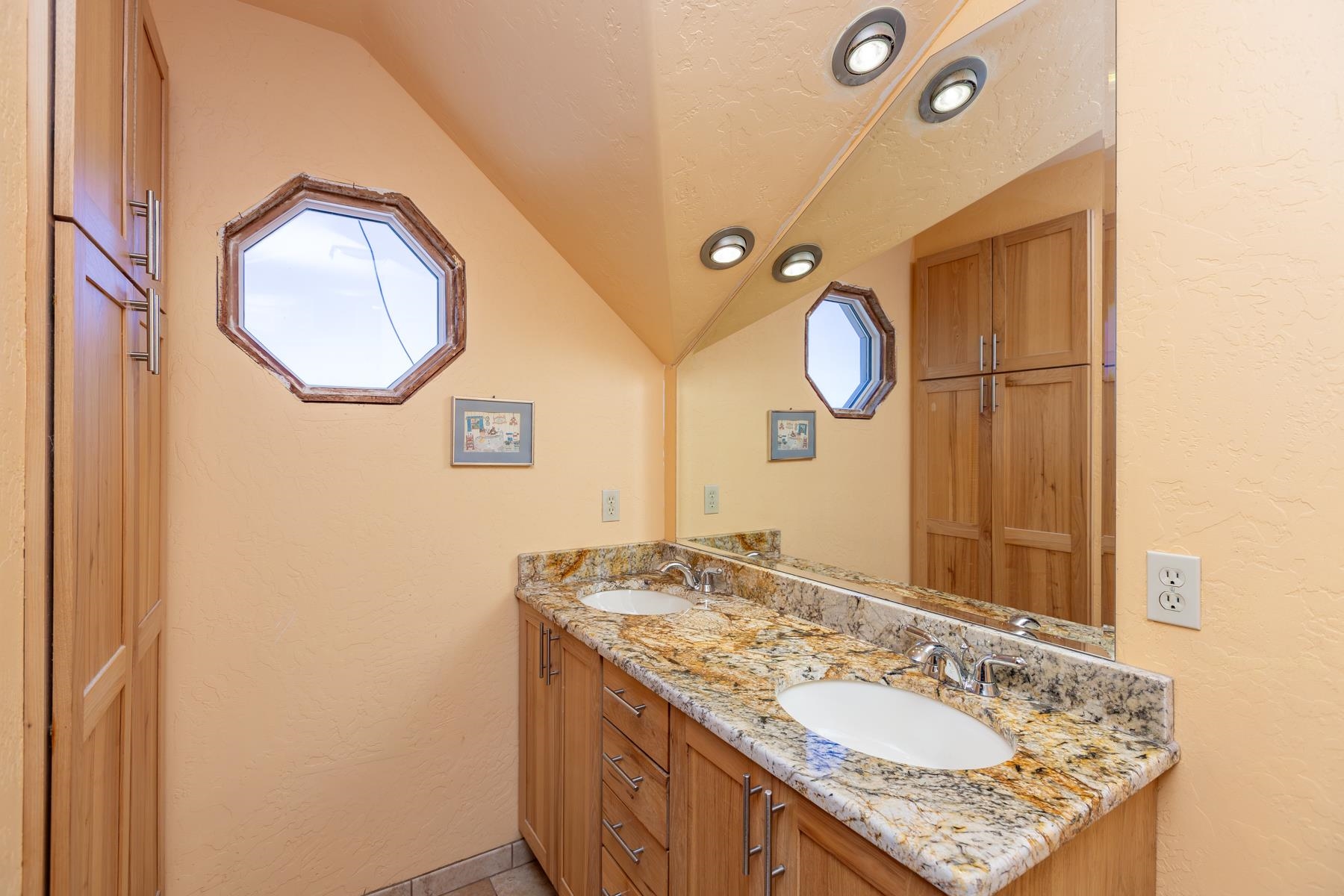110 Country Club Park Road Grand Junction, CO 81507 - Photo 21 of 41 Gallery Image 21