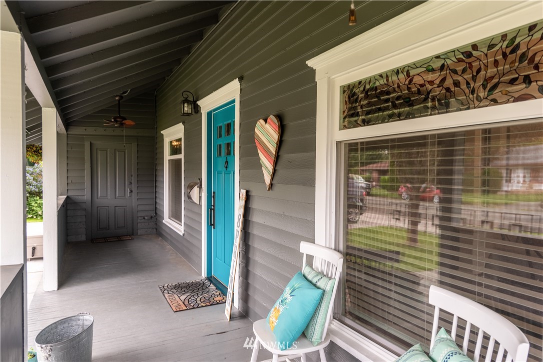 324 N Street Centralia, WA 98531 - Photo 23 of 32 a view of a porch with a table and chairs