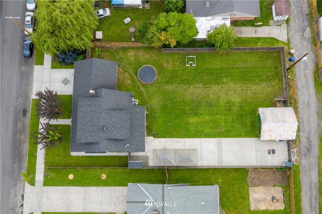 324 N Street Centralia, WA 98531 - Photo 32 of 32 aerial view of a house with a yard