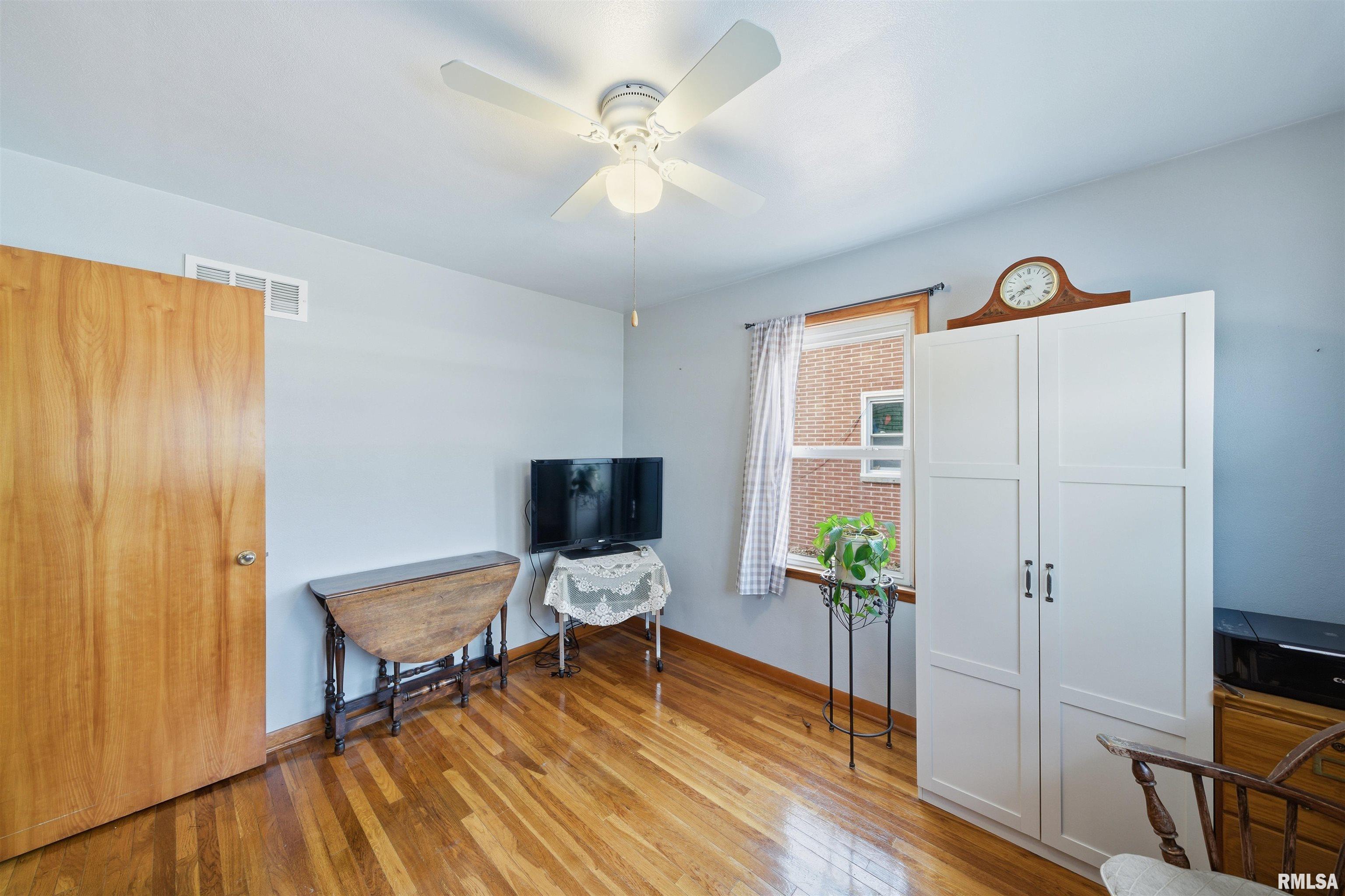 916 West Walnut Street Chillicothe, IL 61523 - Photo 17 of 28