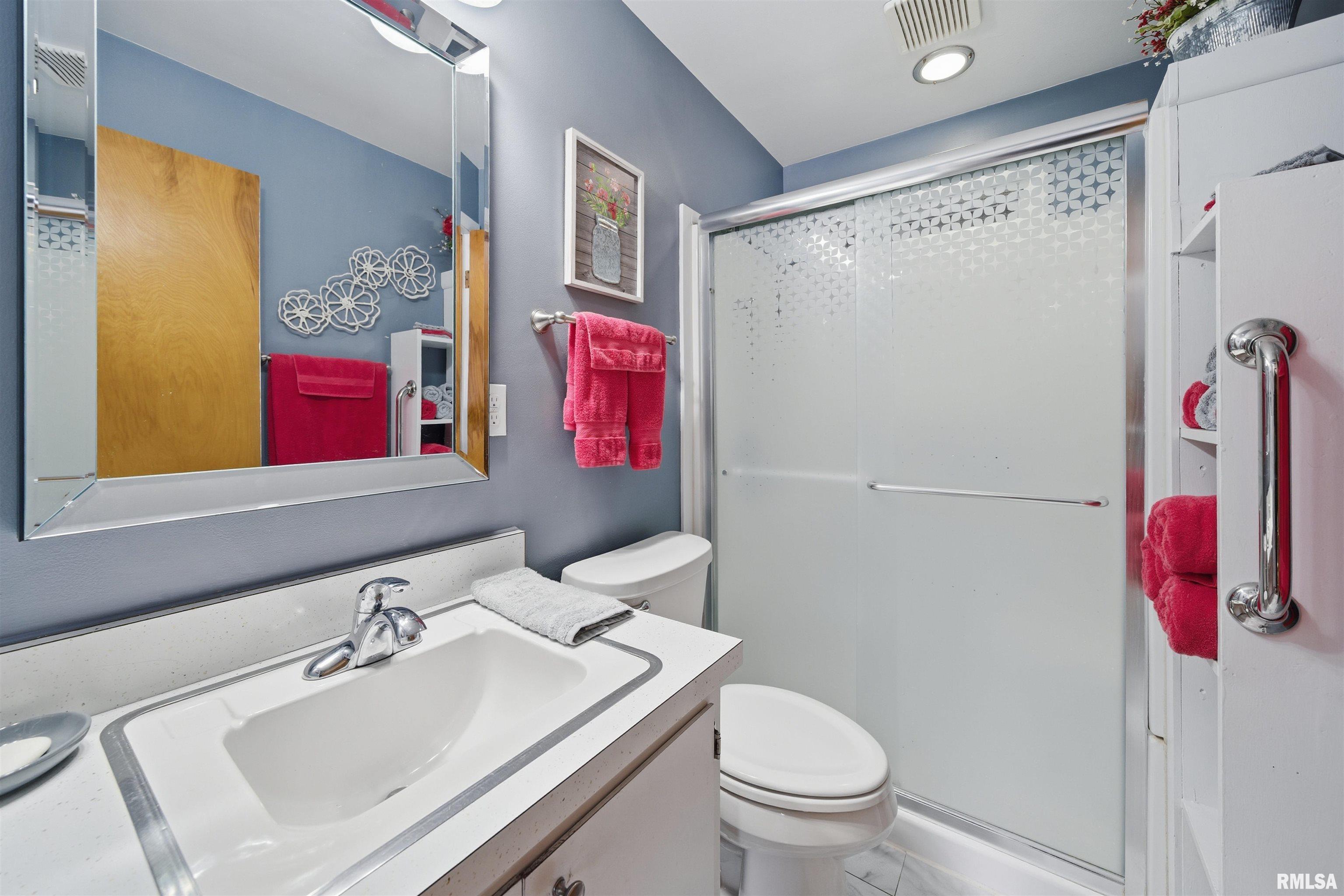 916 West Walnut Street Chillicothe, IL 61523 - Photo 18 of 28